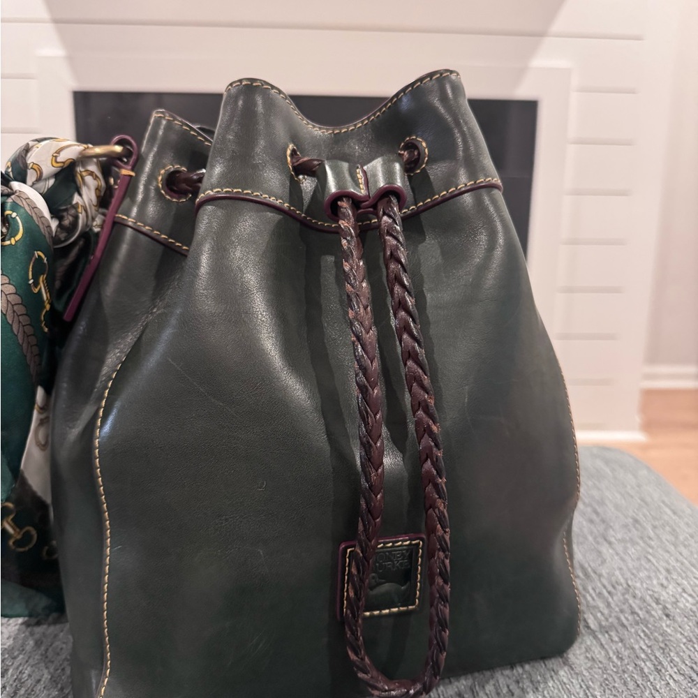 RARE DOONEY AND BOURKE HATTIE- Ivy color